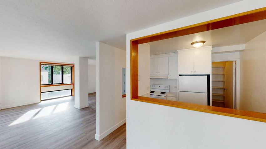 2000 Broadway Street Apartments