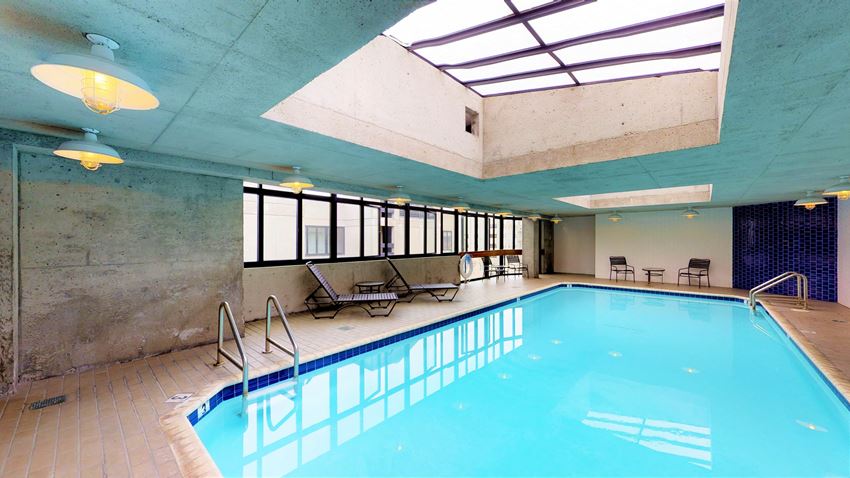 2000 Broadway Street Apartments