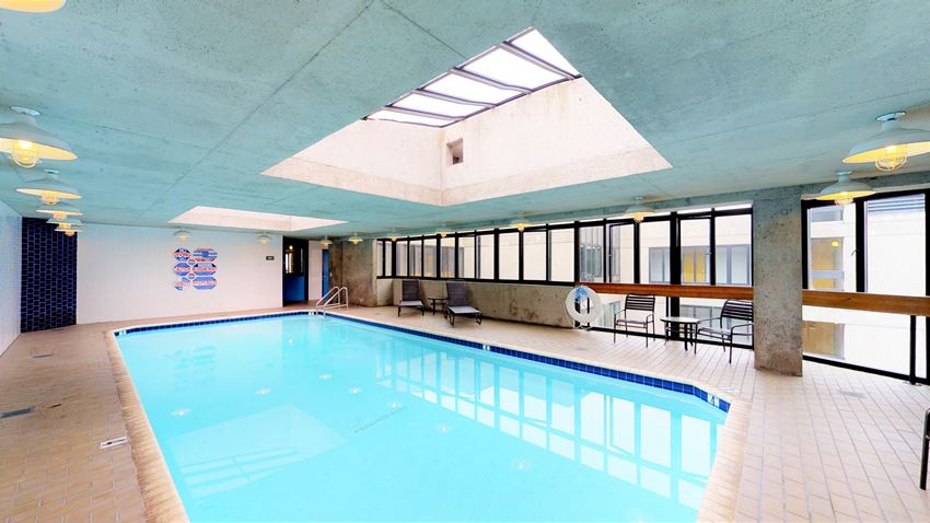 2000 Broadway Street Apartments