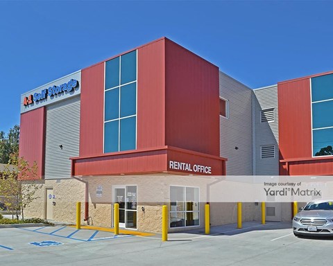 Storage Units for Rent available at 2740 Garnet Avenue, San Diego, CA 92109