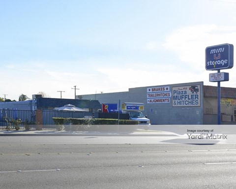 Storage Units for Rent available at 13260 Goldenwest Street, Westminster, CA 92683