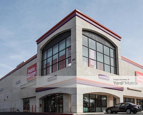 Storage Units for Rent available at 23572 Moulton Pkwy, Laguna Woods, CA 92637