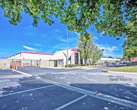 Storage Units for Rent available at 21035 East Washington Avenue, Diamond Bar, CA 91789