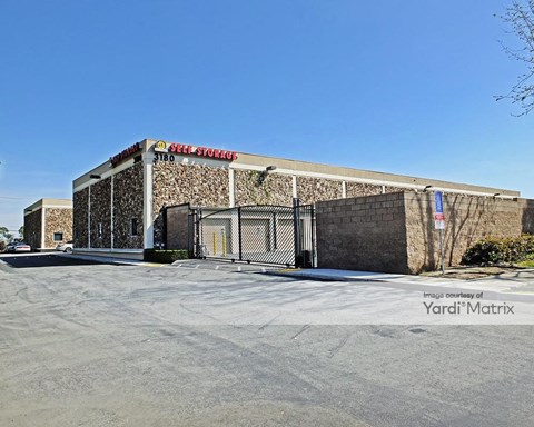 Storage Units for Rent available at 3180 Red Hill Avenue, Costa Mesa, CA 92626