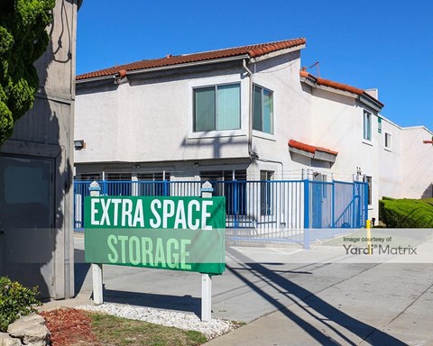 Storage Units for Rent available at 1251 West Pacific Coast Hwy, Wilmington, CA 90744