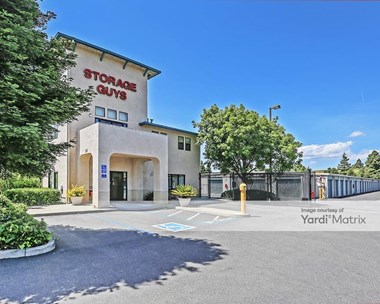 Storage Units for Rent available at 1910 Walters Court, Fairfield, CA 94533 Photo Gallery 1