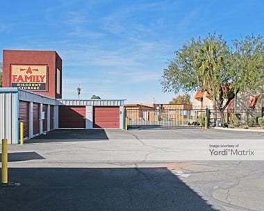 Storage Units for Rent available at 8125 East 22Nd Street, Tucson, AZ 85710 Photo Gallery 1