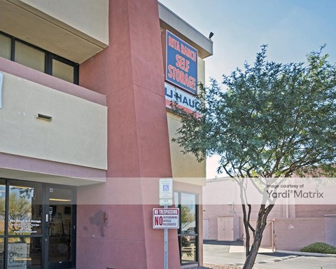Storage Units for Rent available at 7555 South Houghton Road, Tucson, AZ 85747