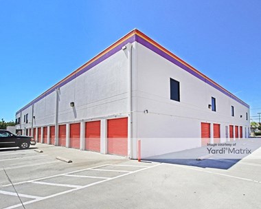 Storage Units for Rent available at 3770 Crenshaw Blvd, Los Angeles, CA 90016 Photo Gallery 1