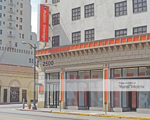 Storage Units for Rent available at 2500 West 6Th Street, Los Angeles, CA 90057