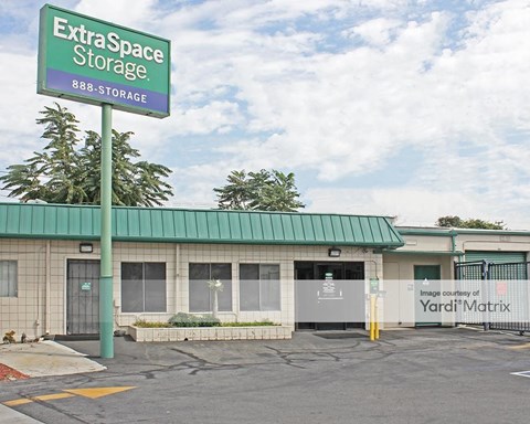 Storage Units for Rent available at 5120 San Fernando Road, Glendale, CA 91204