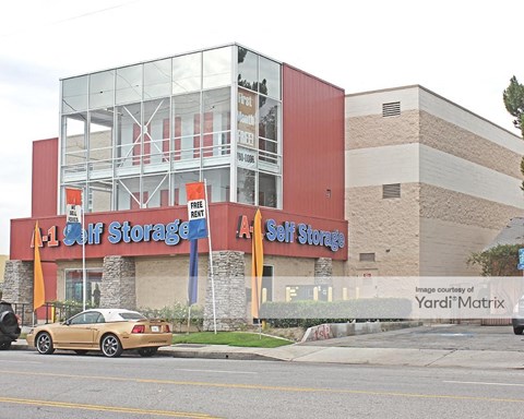 Storage Units for Rent available at 10811 Vanowen Street, North Hollywood, CA 91605