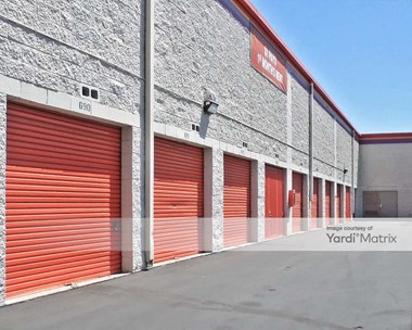 Storage Units for Rent available at 7500 Whitsett Avenue, North Hollywood, CA 91605 Photo Gallery 1
