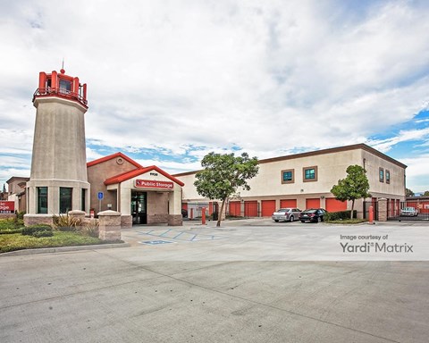 Storage Units for Rent available at 9920 Balboa Blvd, Northridge, CA 91325
