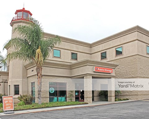 Storage Units for Rent available at 2240 North Hollywood Way, Burbank, CA 91505