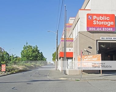 Storage Units for Rent available at 3000 15Th Avenue West, Seattle, WA 98119 Photo Gallery 1