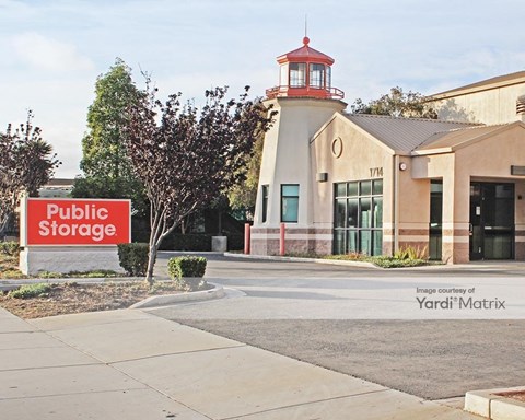 Storage Units for Rent available at 1714 Palm Avenue, San Diego, CA 92154