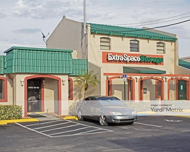 Storage Units for Rent available at 4995 NW 79Th Avenue, Doral, FL 33166 - Photo Gallery 1