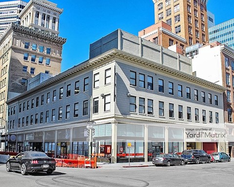 Storage Units for Rent available at 1205 Franklin Street, Oakland, CA 94612