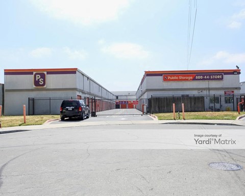Storage Units for Rent available at 925 Felipe Avenue, San Jose, CA 95122