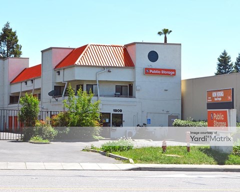 Storage Units for Rent available at 1909 Old Middlefield Way, Mountain View, CA 94043