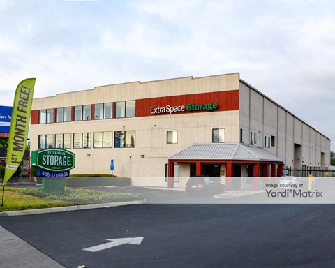 Storage Units for Rent available at 1265 Oakland Road, San Jose, CA 95112