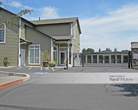 Storage Units for Rent available at 2688 1St Street, Napa, CA 94558