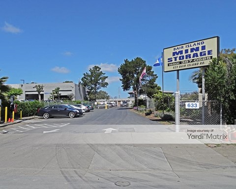 Storage Units for Rent available at 633 Bair Island Road, Redwood City, CA 94063
