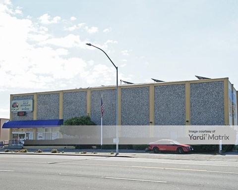 Storage Units for Rent available at 24 Bellam Blvd, San Rafael, CA 94901