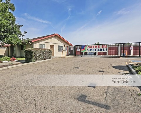 Storage Units for Rent available at 1410 Regency Pkwy, Dixon, CA 95620