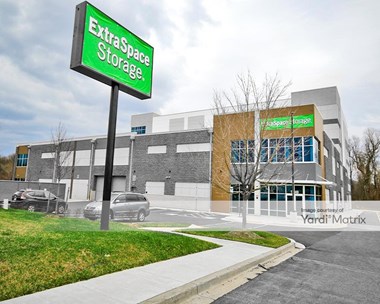 Storage Units for Rent available at 1249 West Montgomery Avenue, Rockville, MD 20850