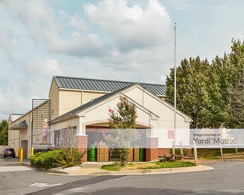 Storage Units for Rent available at 21360 Gentry Drive, Sterling, VA 20166