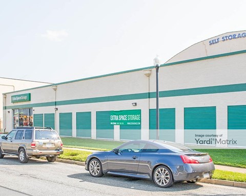 Storage Units for Rent available at 5821 Seminary Road, Falls Church, VA 22041