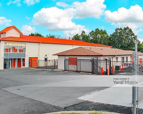 Storage Units for Rent available at 2921 Centreville Road, Herndon, VA 20171
