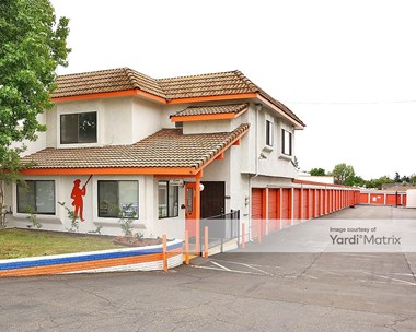 Storage Units for Rent available at 9344 Greenback Lane, Orangevale, CA 95662 - Photo Gallery 1