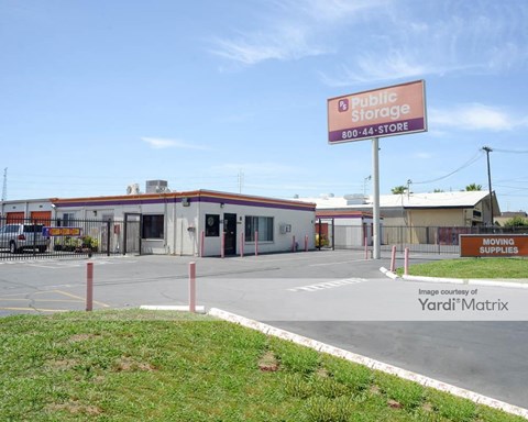 Storage Units for Rent available at 7510 Folsom Blvd, Sacramento, CA 95826