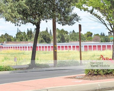 Storage Units for Rent available at 11033 Folsom Blvd, Rancho Cordova, CA 95670 - Photo Gallery 1