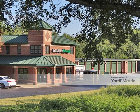 Storage Units for Rent available at 855 North Main Street, Alpharetta, GA 30009