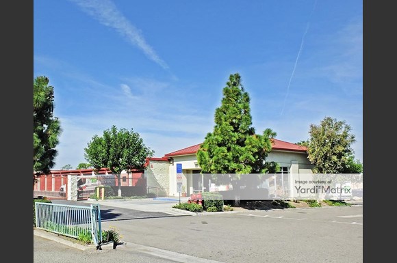 Baker Fairview Self Storage 2955 Fairview Road Costa Mesa Rentcafe