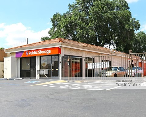 Storage Units for Rent available at 7719 Fair Oaks Blvd, Carmichael, CA 95608