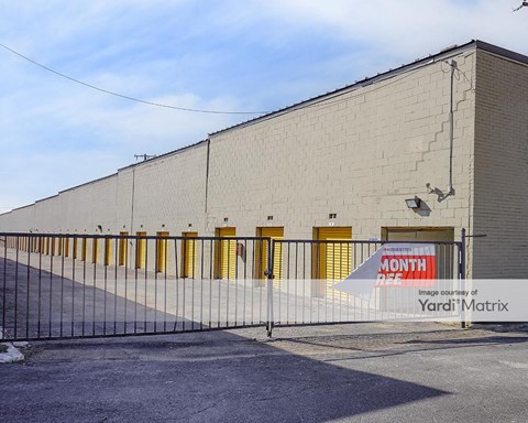 Storage Units for Rent available at 140 Centennial Blvd, Richardson, TX 75081