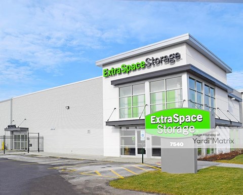 Storage Units for Rent available at 7540 Mccormick Blvd, Skokie, IL 60076