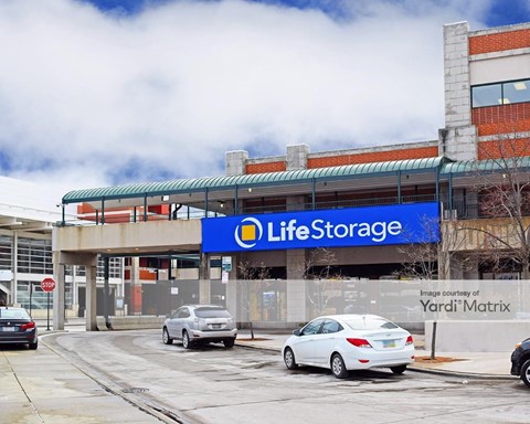 Storage Units for Rent available at 7524 North Paulina Street, Chicago, IL 60626