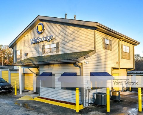 Storage Units for Rent available at 10240 Veterans Memorial Hwy, Lithia Springs, GA 30122