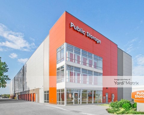 Storage Units for Rent available at 5830 Howard Street, Skokie, IL 60077