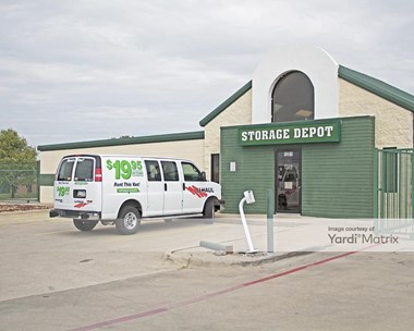 Storage Units for Rent available at 1201 South Loop 288, Denton, TX 76205 Photo Gallery 1