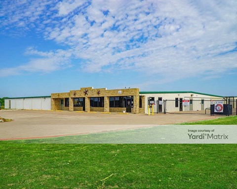 Storage Units for Rent available at 1832 FM 66, Waxahachie, TX 75167
