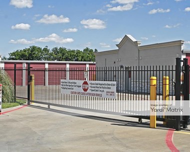 Storage Units for Rent available at 561 East Ovilla Road, Red Oak, TX 75154 Photo Gallery 1