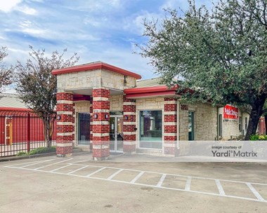 Storage Units for Rent available at 2200 East Beltline Road, Carrollton, TX 75006 Photo Gallery 1
