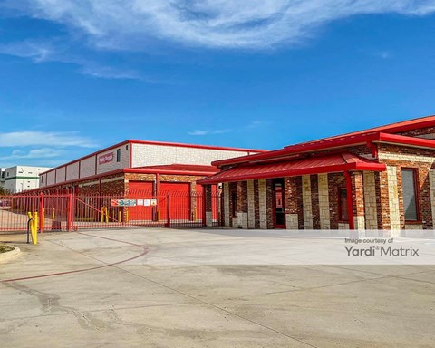 Storage Units for Rent available at 2640 Kelly Blvd, Carrollton, TX 75007